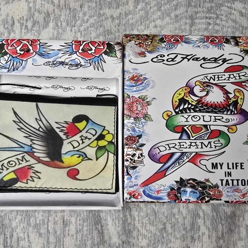 Ed hardy wallet with mom and Dad Design
